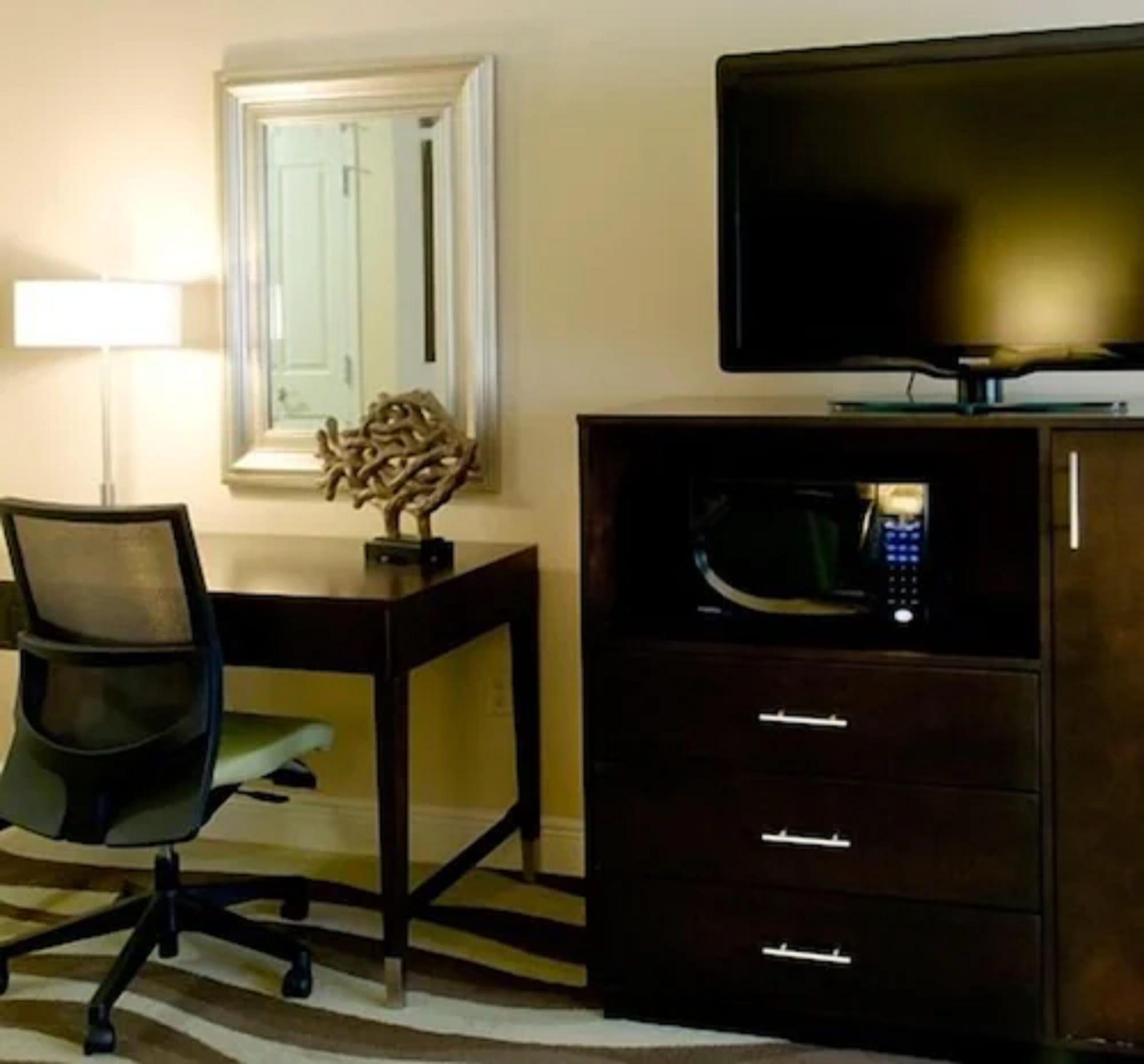 Brent House 3*